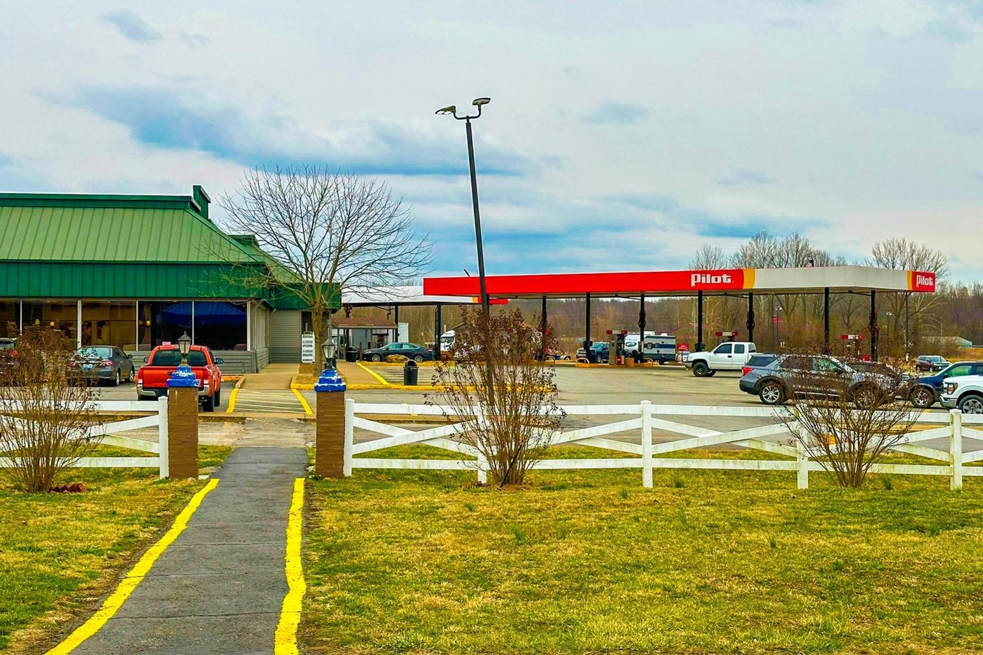 Happy Stay Inn Madisonville I-69 By Oyo Ngoại thất bức ảnh
